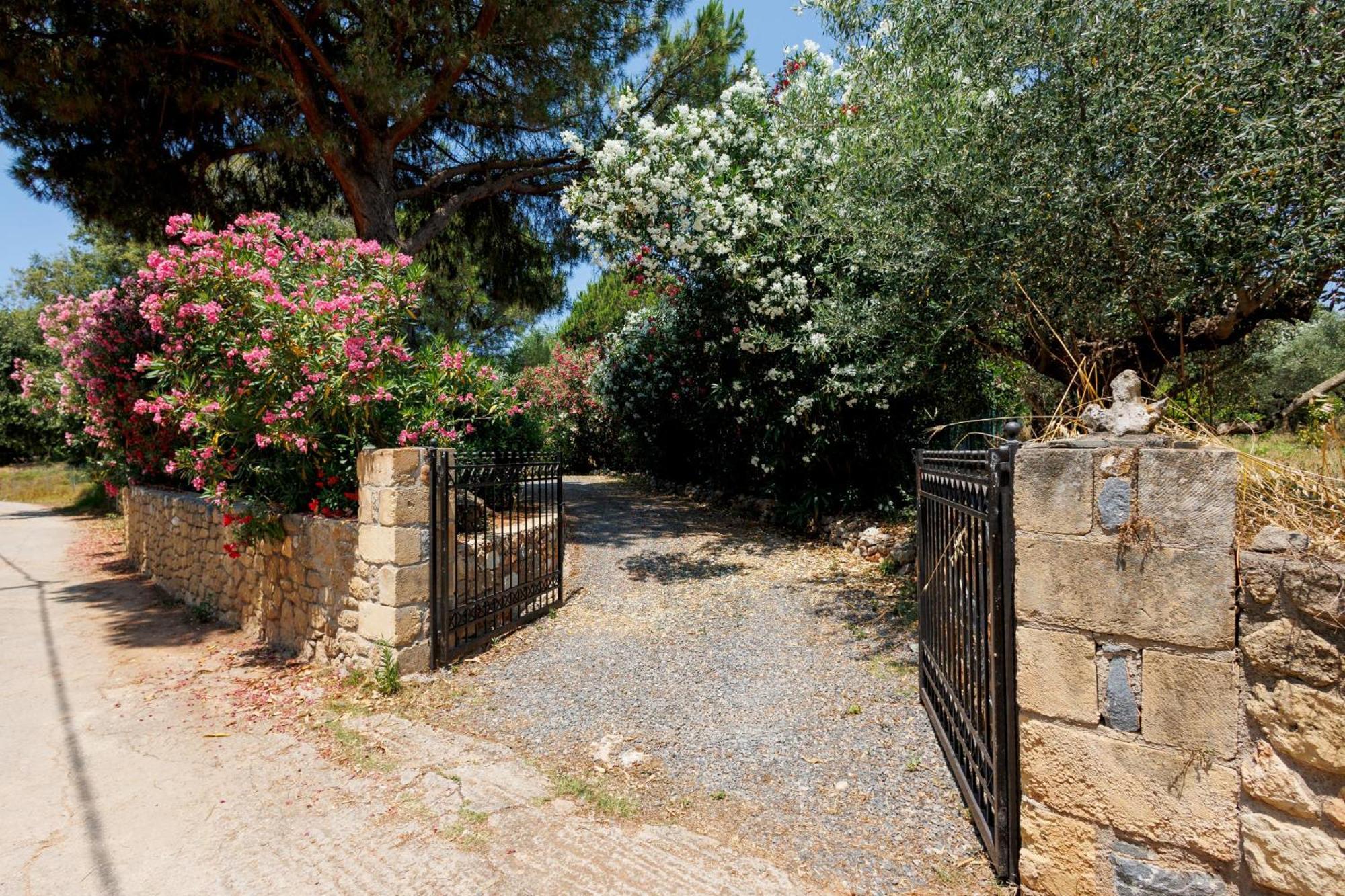 Spiti Nicola Villa Stoupa Exterior photo